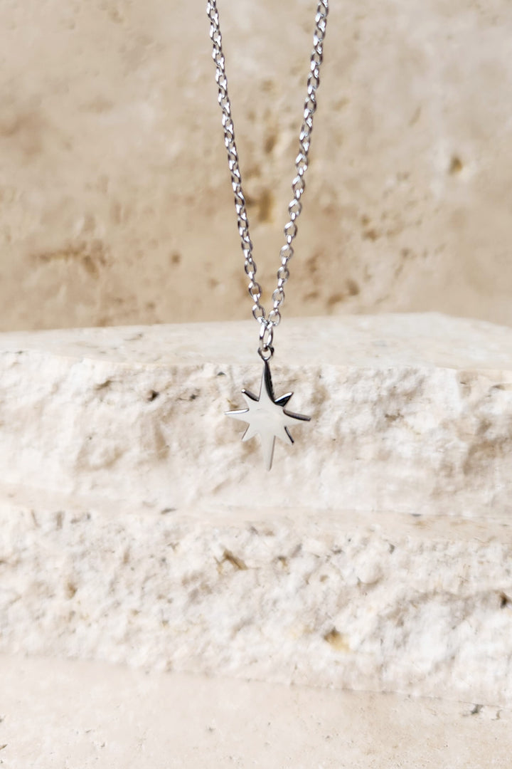 Star Point Necklace - Silver